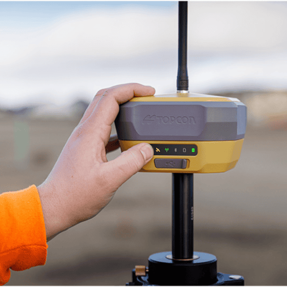 Récepteur GNSS Topcon HiPer XR en situation
